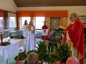 Palmsontag in St. Crescentius - Beginn der Heiligen Woche (Foto: Karl-Franz Thiede)